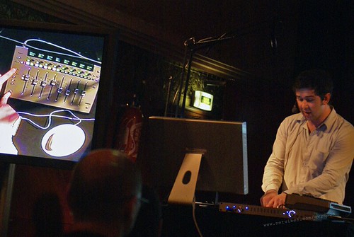 APOGEE APPLE EUPHONIX Power Trio day in Paris