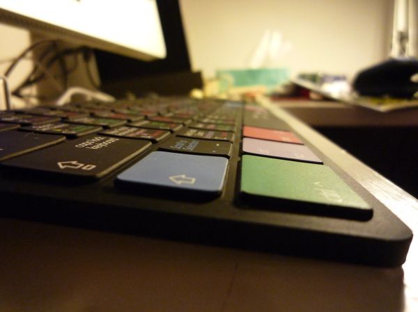 Logic Studio keyboard overlay from KBcovers.com