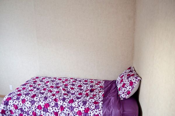 one possible man-camp cabin 005 - Fisher Place - Arnegard North Dakota - 2013-07-03