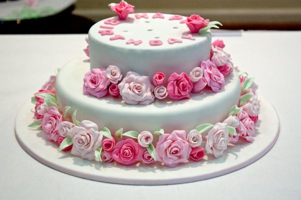 Pink rose birthday cake