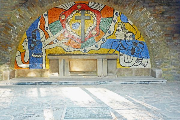 Belgium-5047B - Crypt