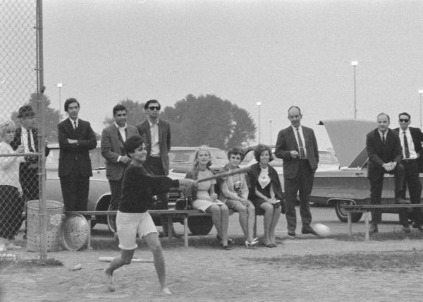 Sperry Univac: 1968-09-05 Going, Going ...