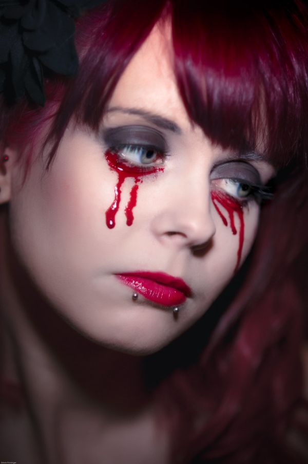 based on http://1.bp.blogspot.com/_7l6Gmc3F0xk/TQCTQ8ErxfI/AAAAAAAAFW0/xJvJXu-Mt84/s1600/tearsofbloodMarkRyden.jpg