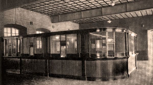 Ticket office of the Central Railroad Station - Manilia - 1918