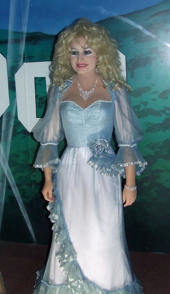 * Dolly Parton (Wax Model) *