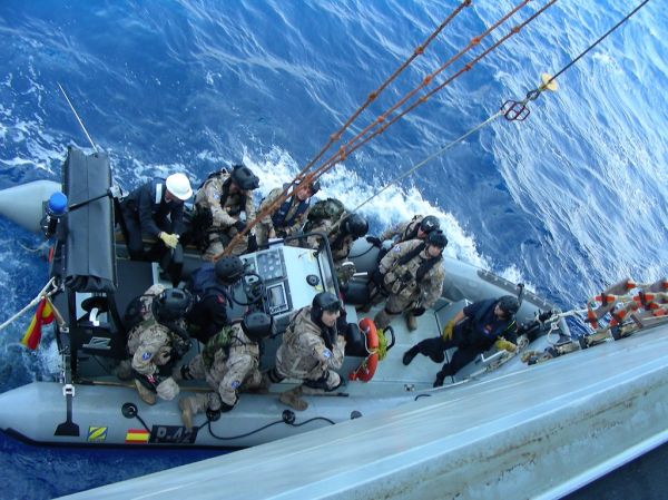 EU Naval Force Offshore Patrol Vessel ESPS Rayo assistance team ready to get on board Royal Grace - Mar 13