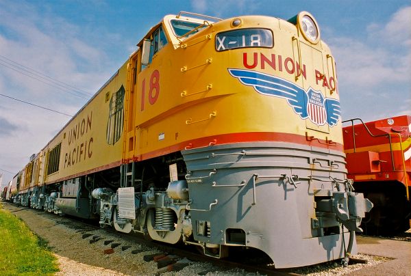 IRM - Union Pacific X-18 Gas Turbine Locomotive