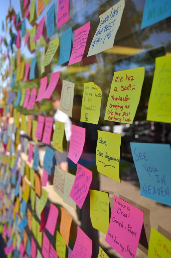 Steve Jobs tribute - Clarendon, VA