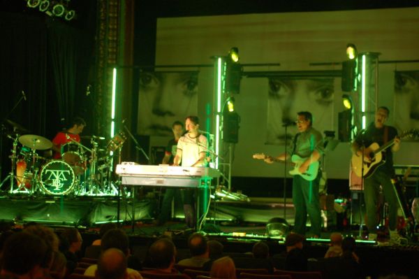 They Might Be Giants, kids show, Regent Theatre, Arlington MA, 23 May 2010