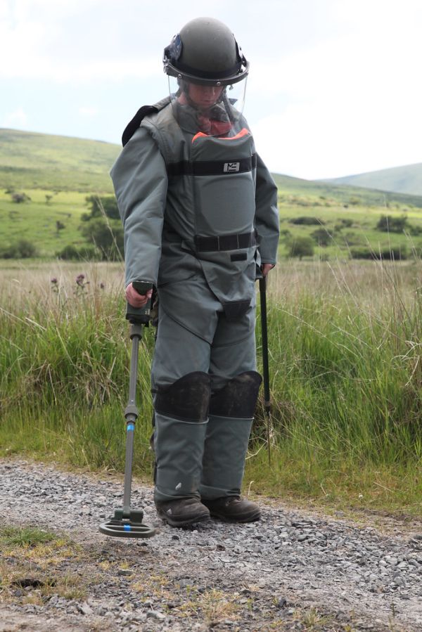 Lightweight deming suit Pte Darryl Carney