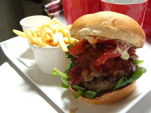Hamburger - Cafe Vue