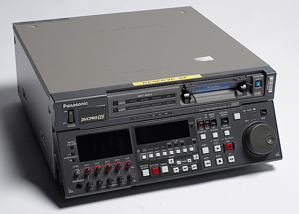 Panasonic AJ-D950 of DR, professional DVCPRO video recorder