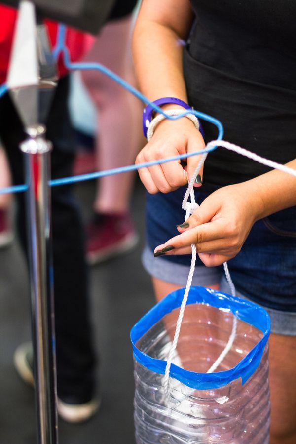 TODOS SOMOS COYOTES: TALLER DE VERANO PARA JÓVENES