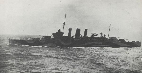 THE HMAS AUSTRALIA [II] STORY: crowded days - NHSA.