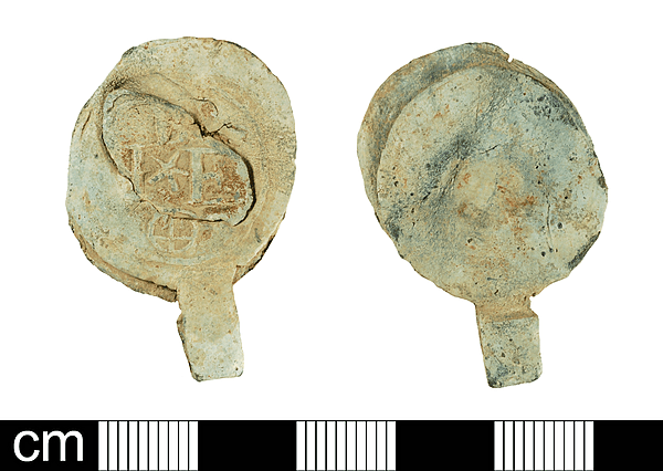 <div class='fn'> Post-Medieval cloth seal</div>