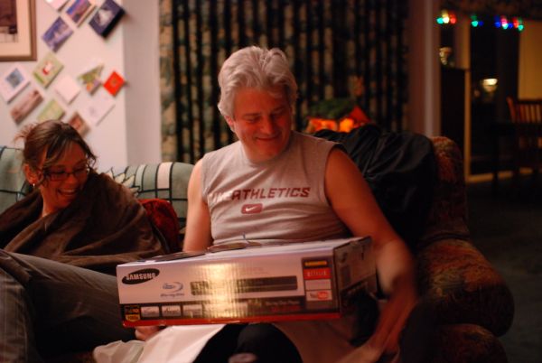 A Bluray Disc player for Mom and Dad from Rinz and Andy