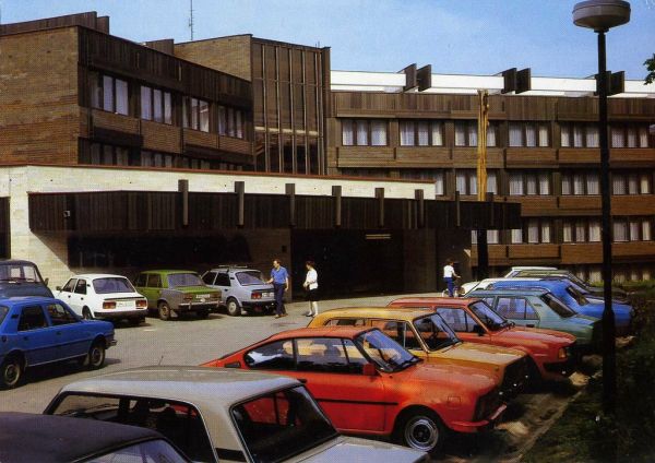 Hotel Myslivna, Brno. 1980s postcard