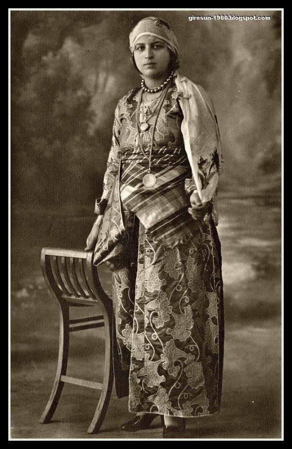 Black Sea Lady With Authentic Style c. 1930
