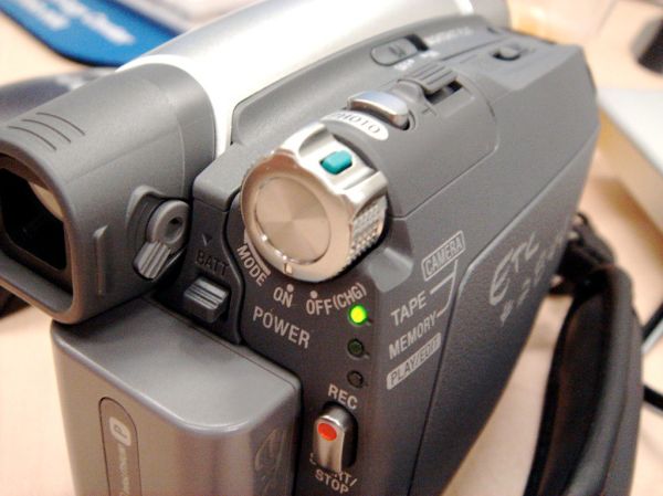 Sony DCR-HC46 MiniDV HandyCam