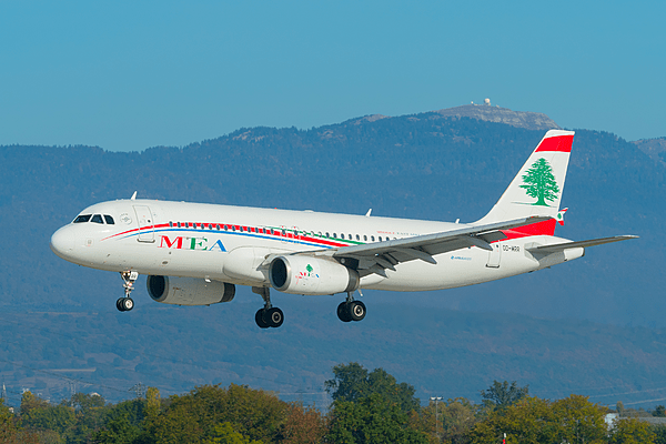 OD-MRR Airbus A320-232 A320 c n 3837 - MEA (44379439655)