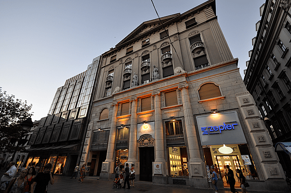 Zepter Muzej - Knez Mihailova (13809865783)