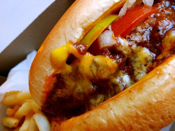 Carney's Chili Cheeseburger