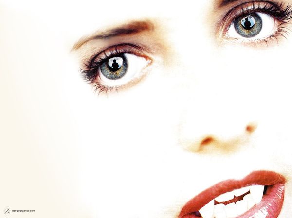 Buffy Wallpaper Red Fangs
