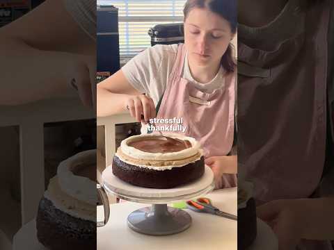 Making my very own wedding cake! 👰‍♀️