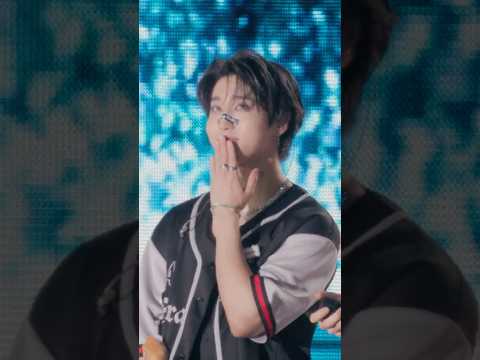 Stray Kids LIVE Blu-ray『Stray Kids World Tour ＜dominATE JAPAN＞』 Solo Edit Ver. (HAN)
