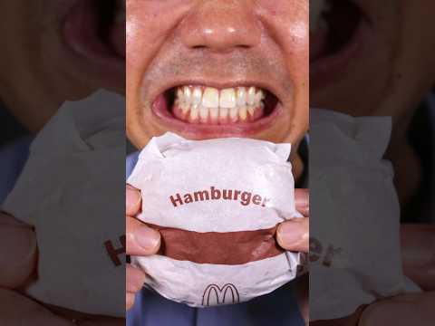 Satisfying McDonald’s Hamburger 🍔  ASMR #Hamburger #Satisfying #ASMR #ChewingSounds #McDonalds
