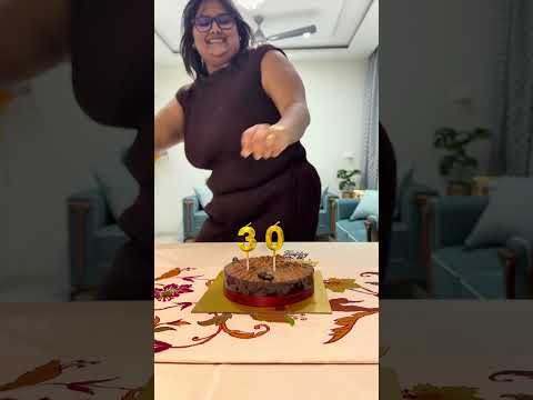 She had NO idea this birthday cake was coming! 🥹🎂 #shorts #birthday #surprise