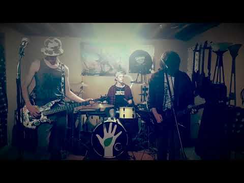 Blank Disc - Beside the Dragon's Mouth (Live from a Basement)