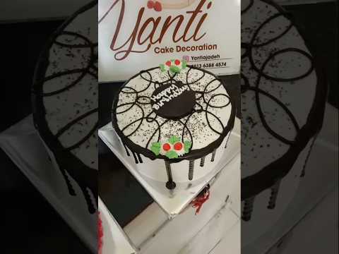 #chocolatebirthdaycake #cake #simplecakedesign #birthdaycake #shorts
