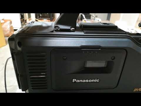 Retro Panasonic Cassette DVCPRO HD Camera - Demo